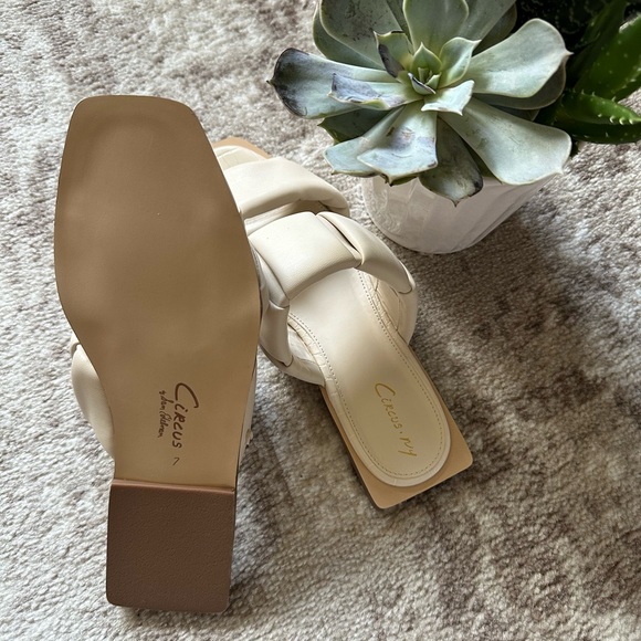 Sam Edelman Cream Sandals - Picture 5 of 5